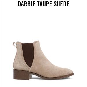 Steve Madden Booties NWT Size 5.5! A MUST HAVE
